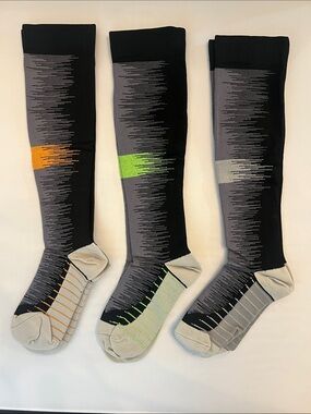 3 Pair Compression Knee High Socks - Black with Accent Stripe. Size S/M. NWT